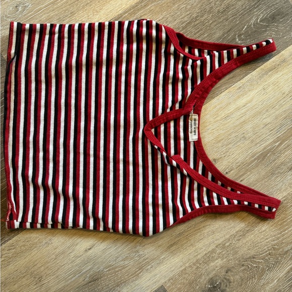 Crop top bundle - Picture 3 of 13